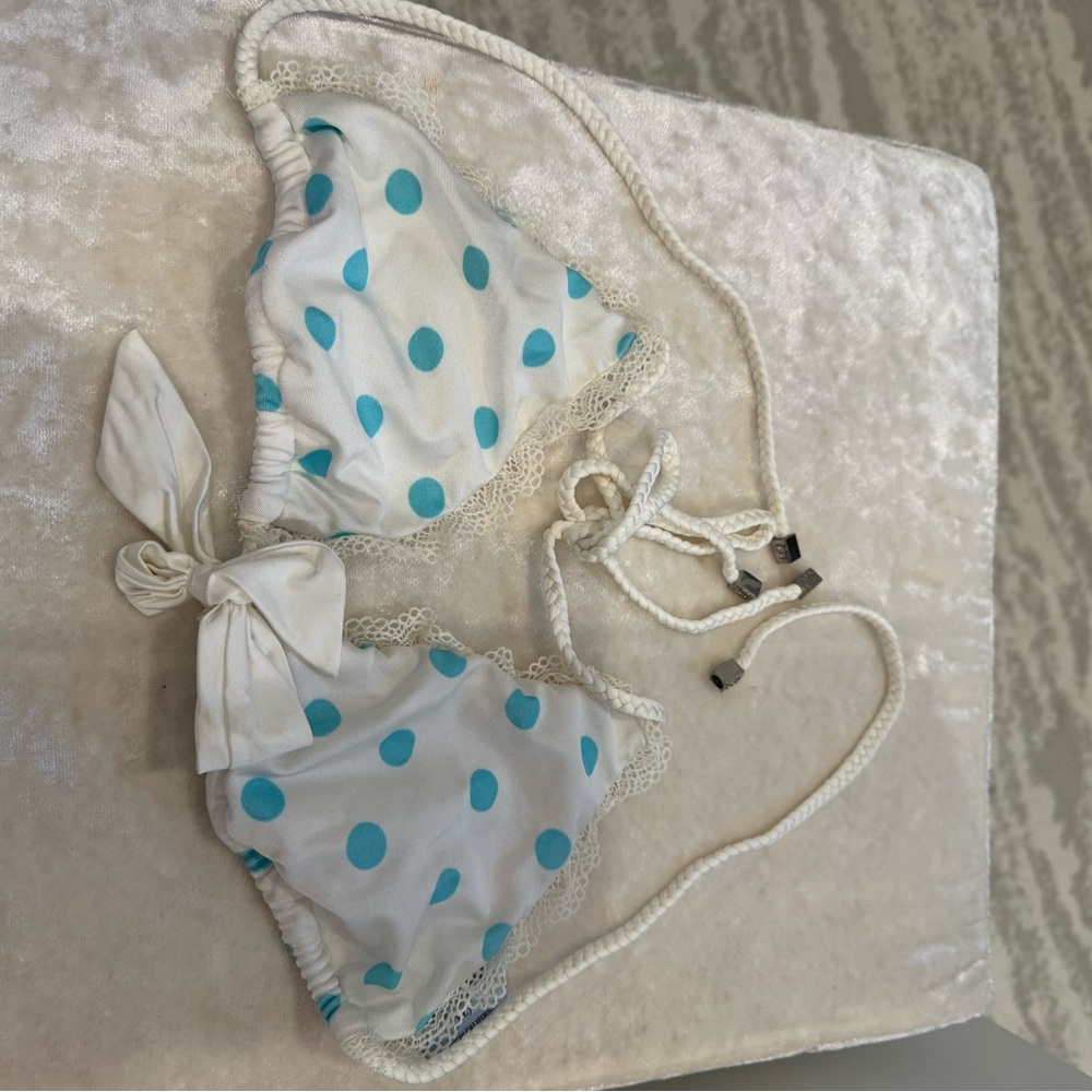 Beach Bunny White and Blue Polka Dot Bikini Top